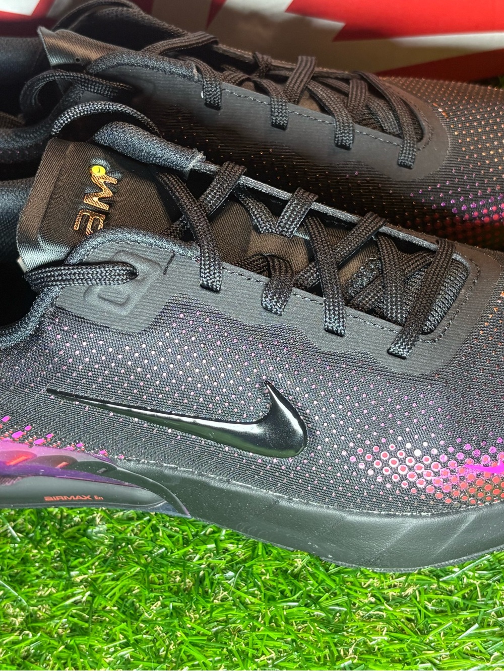 Nike Air Max Black & Pink Running Shoes